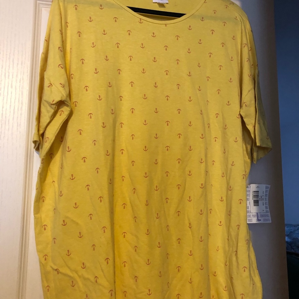 New LuLaRoe Irma anchors top large Cotton